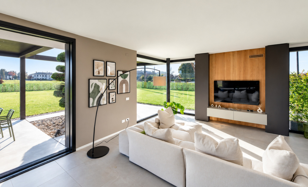 Casa B.F.